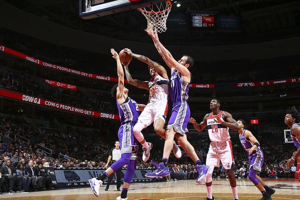 渐入佳境，安迪-迪乌夫首次代表国米首发斩获处子球（状态回暖，安迪-迪乌夫首次为国米先发即破门斩获处子球）