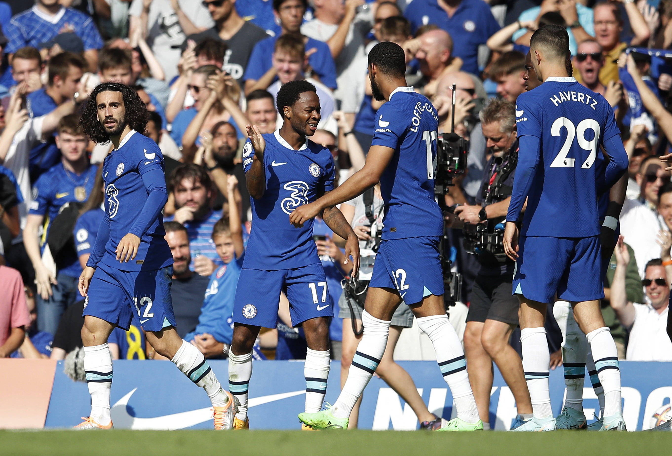 日职联半场：两队屡失良机，柏太阳神0-0名古屋鲸鱼（日职联半场：良机频失，柏太阳神暂0-0名古屋鲸鱼）